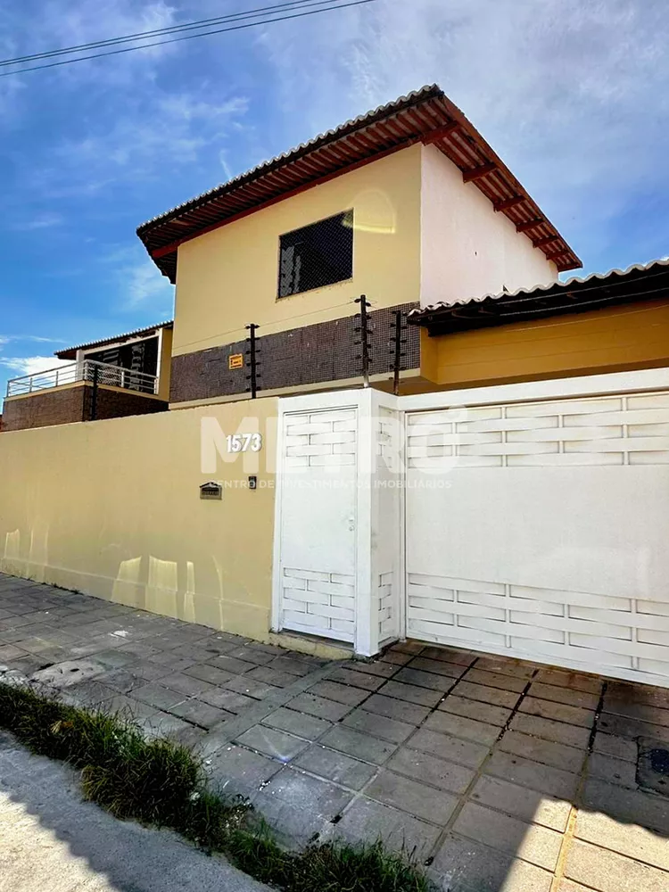 Casa, 2 quartos, 230 m² - Foto 1