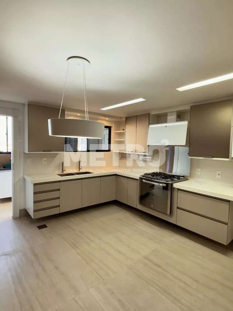 Apartamento, 3 quartos, 180 m² - Foto 4