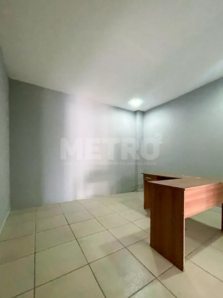 Depósito-Galpão, 200 m² - Foto 2