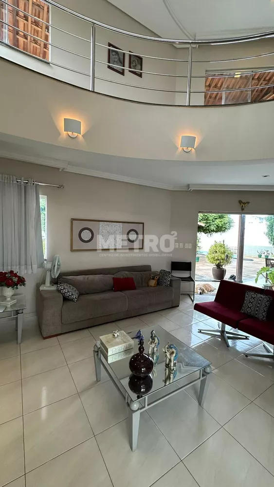 Casa, 4 quartos, 260 m² - Foto 2