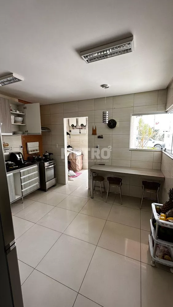 Casa, 4 quartos, 165 m² - Foto 4