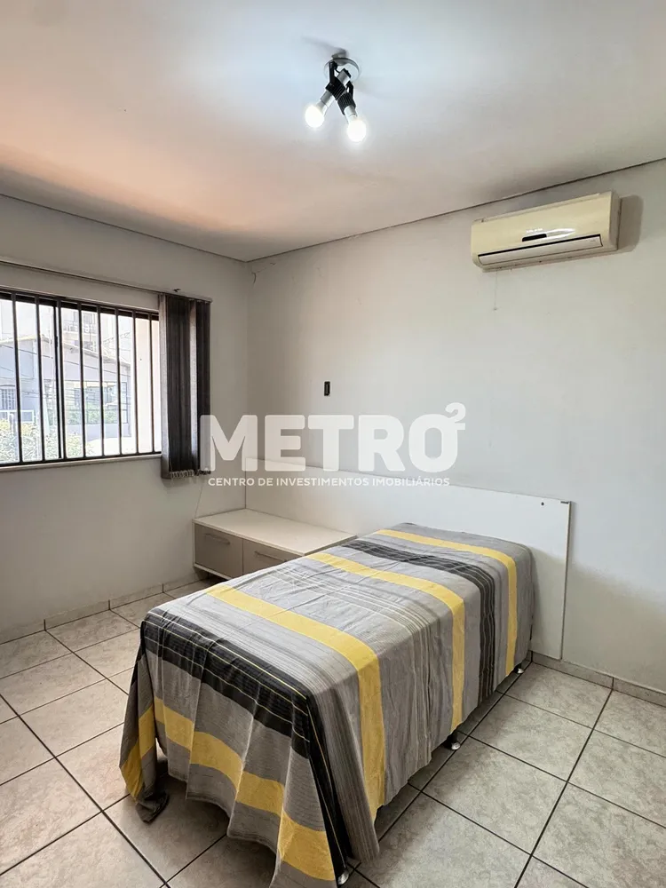 Casa, 2 quartos, 220 m² - Foto 2