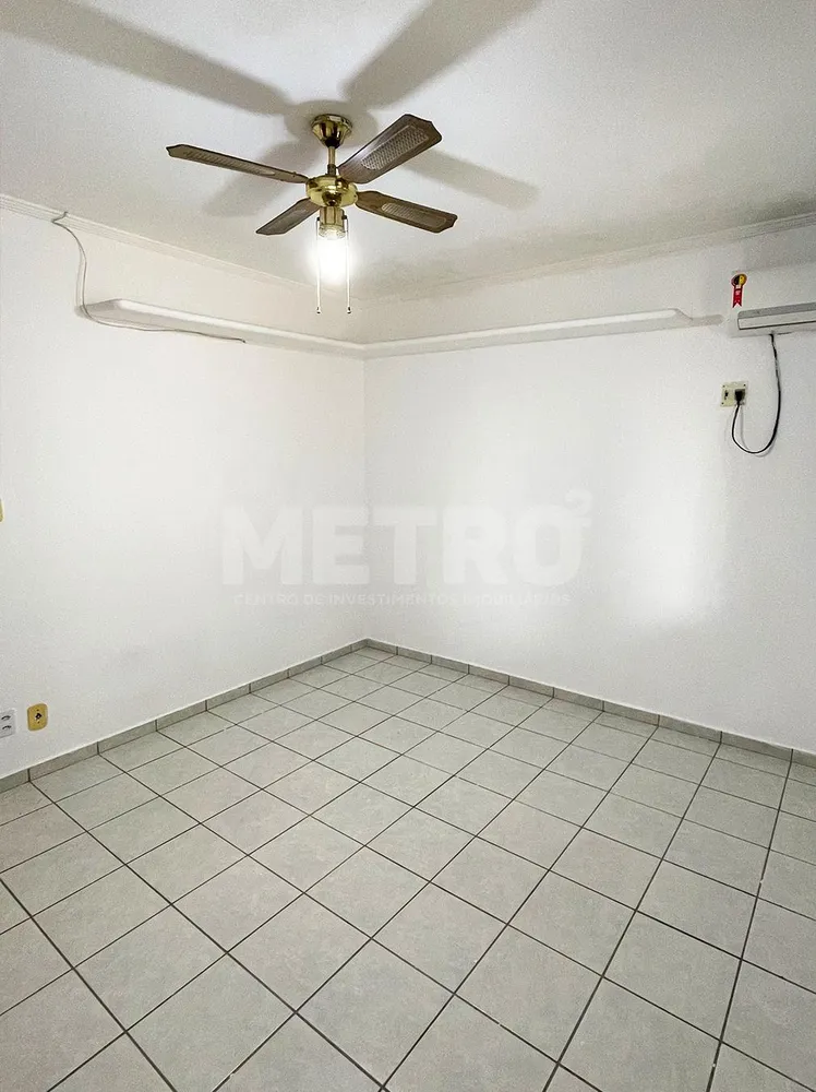 Casa, 2 quartos, 200 m² - Foto 2