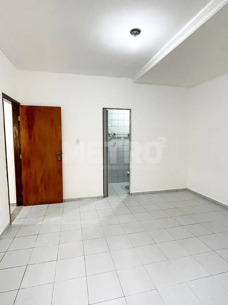 Casa, 2 quartos, 200 m² - Foto 9