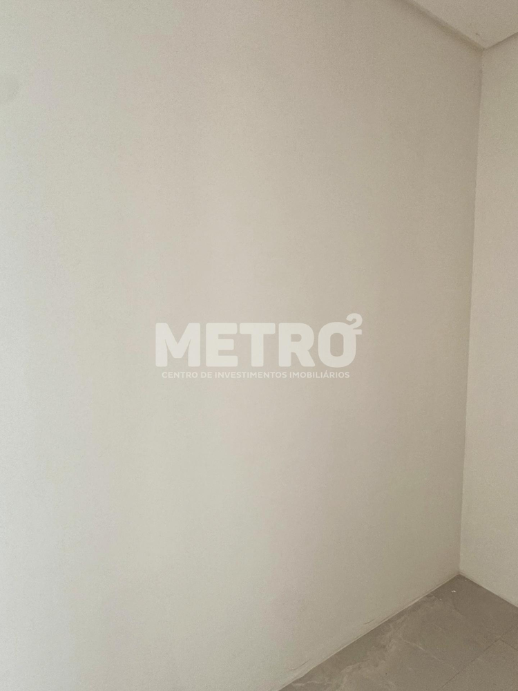 Casa de Condomínio à venda com 1 quarto, 170m² - Foto 4