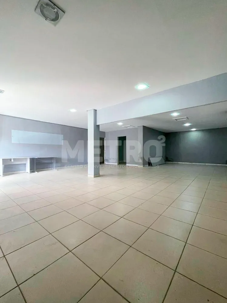 Depósito-Galpão, 200 m² - Foto 1