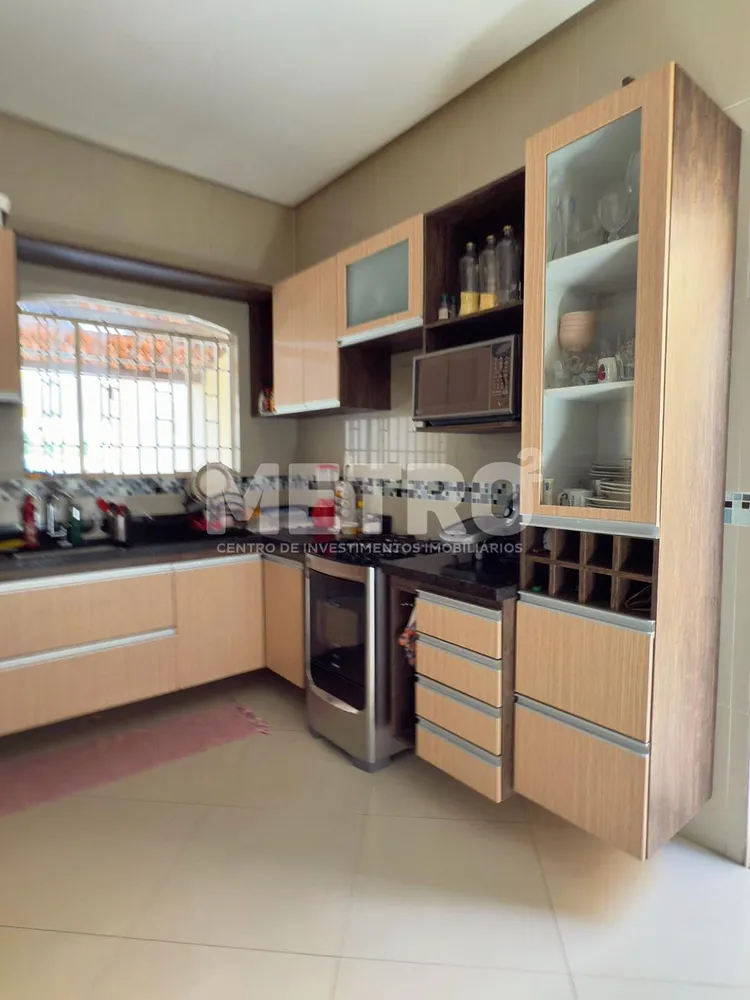 Casa, 1 quarto, 200 m² - Foto 12