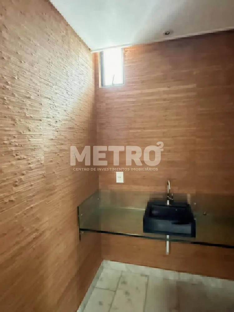 Apartamento, 3 quartos, 240 m² - Foto 1