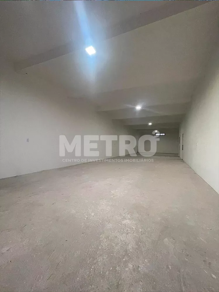 Depósito-Galpão, 120 m² - Foto 1