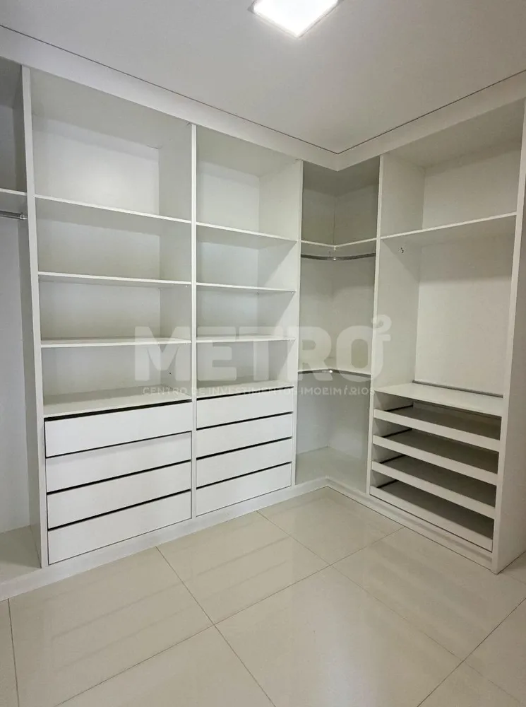 Casa, 4 quartos, 260 m² - Foto 9