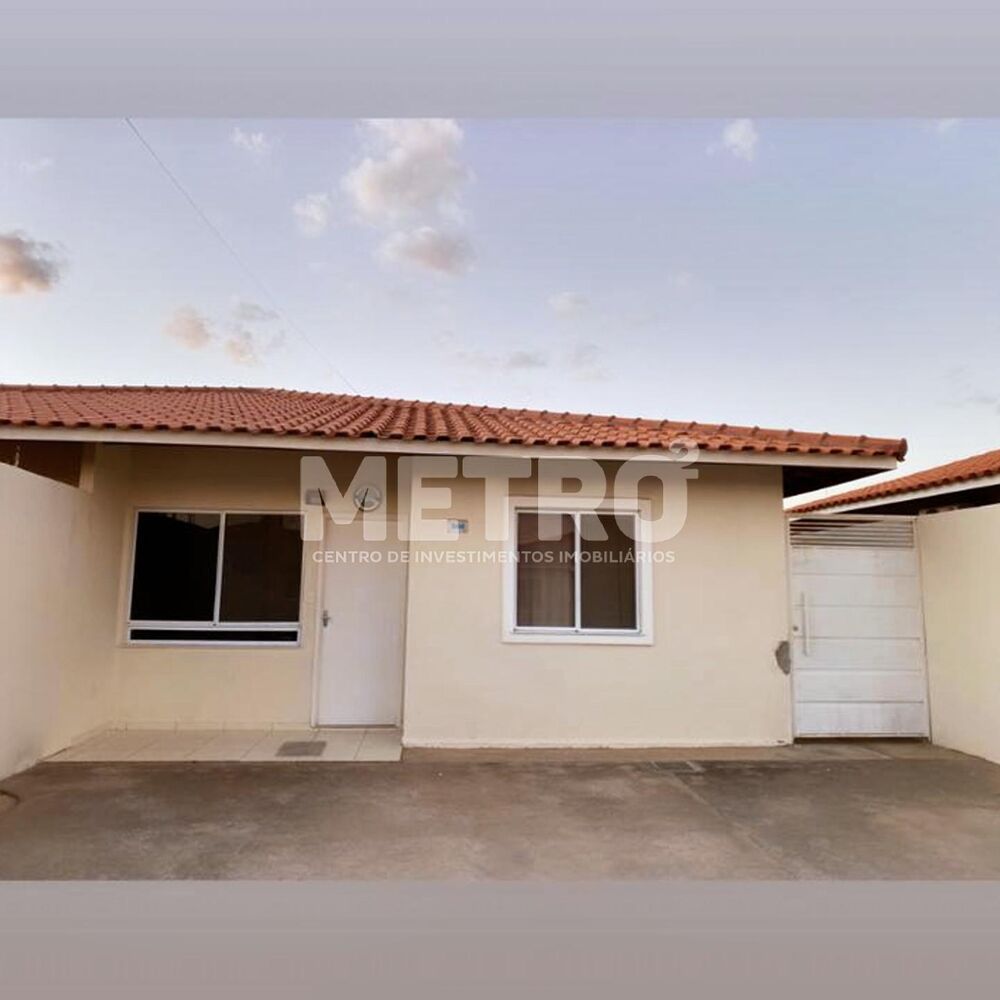 Casa de Condomínio à venda com 2 quartos, 50m² - Foto 1