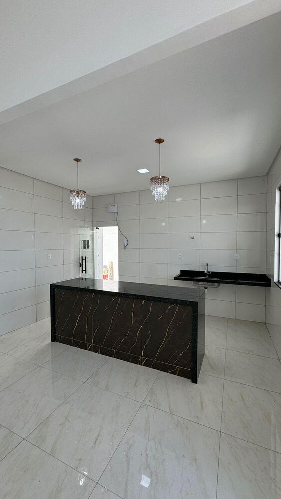 Casa à venda com 1 quarto, 128m² - Foto 4