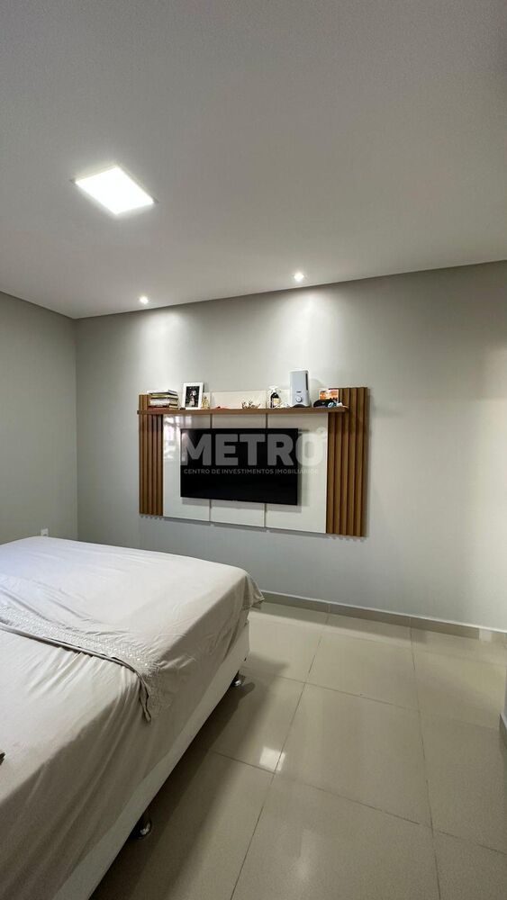 Casa à venda com 3 quartos, 190m² - Foto 4