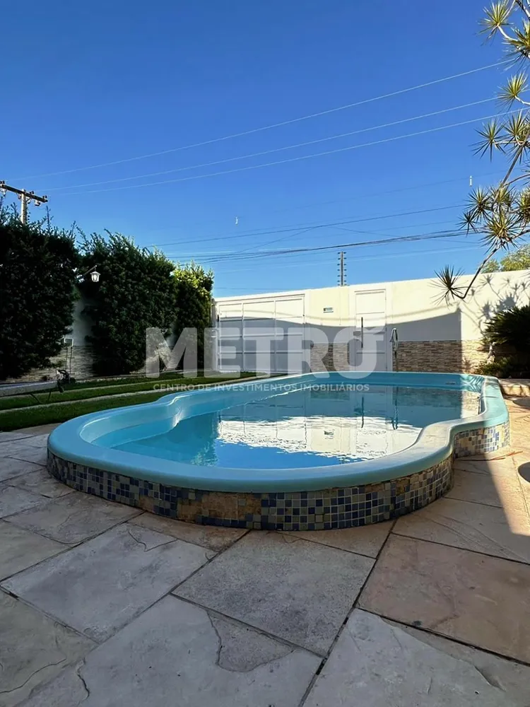 Casa, 2 quartos, 400 m² - Foto 1