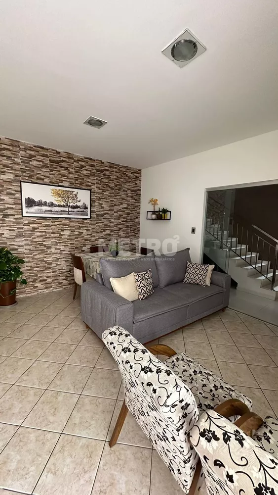 Casa, 4 quartos, 160 m² - Foto 2