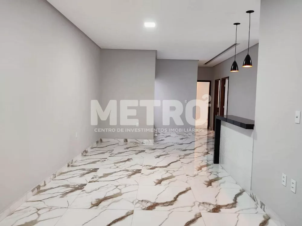 Casa à venda com 1 quarto, 131m² - Foto 3