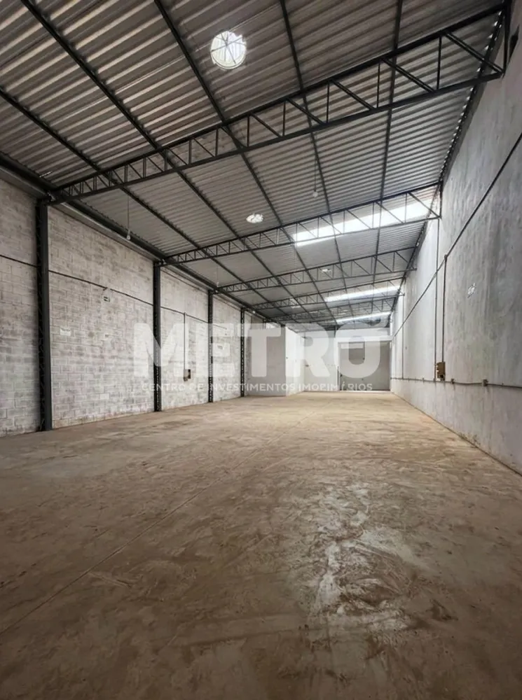 Depósito-Galpão, 440 m² - Foto 1