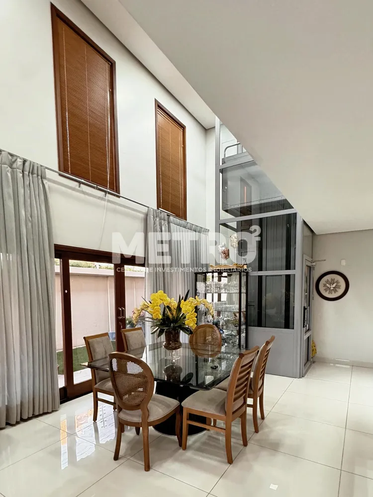Casa, 2 quartos, 245 m² - Foto 8