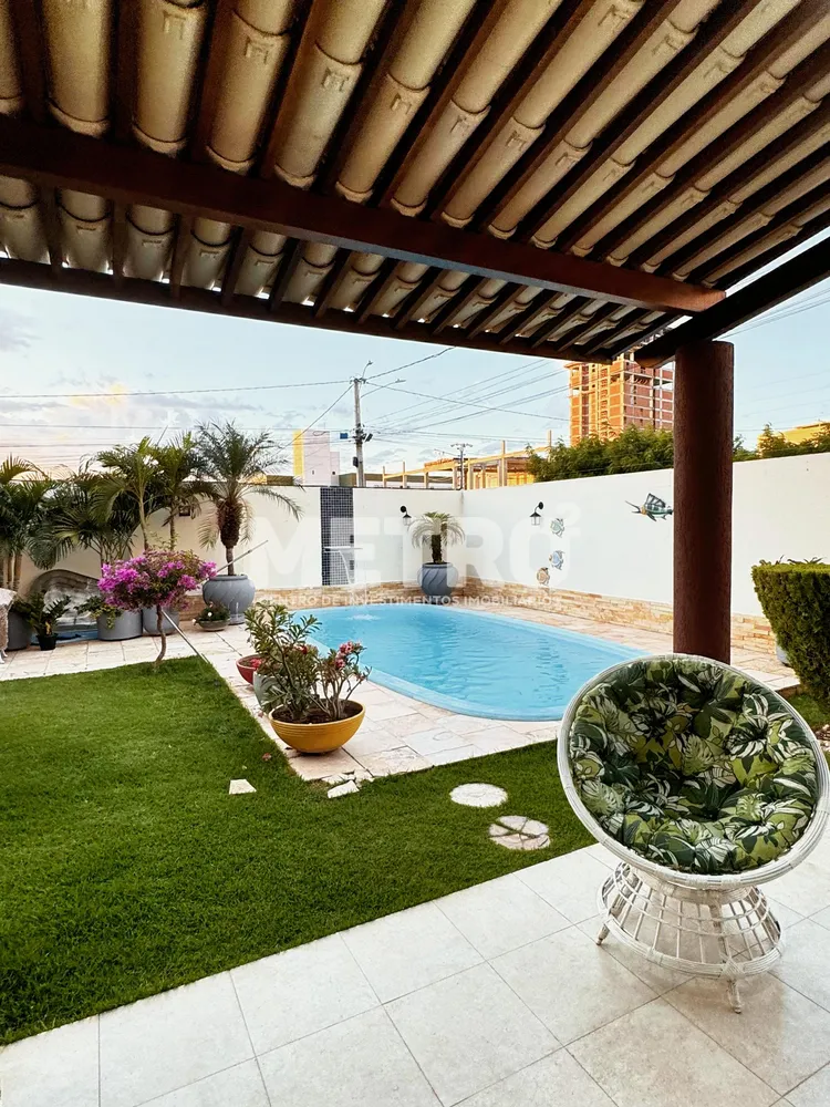 Casa, 2 quartos, 245 m² - Foto 2