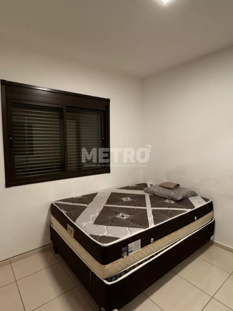 Apartamento à venda com 2 quartos, 65m² - Foto 4