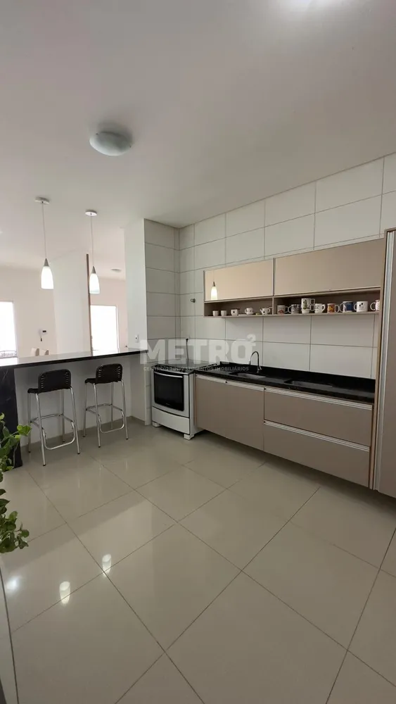 Casa, 4 quartos, 190 m² - Foto 8