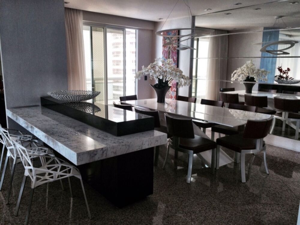 Apartamento à venda com 5 quartos, 325m² - Foto 2