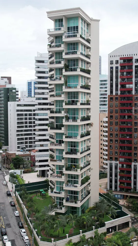 Apartamento, 4 quartos, 325 m² - Foto 1