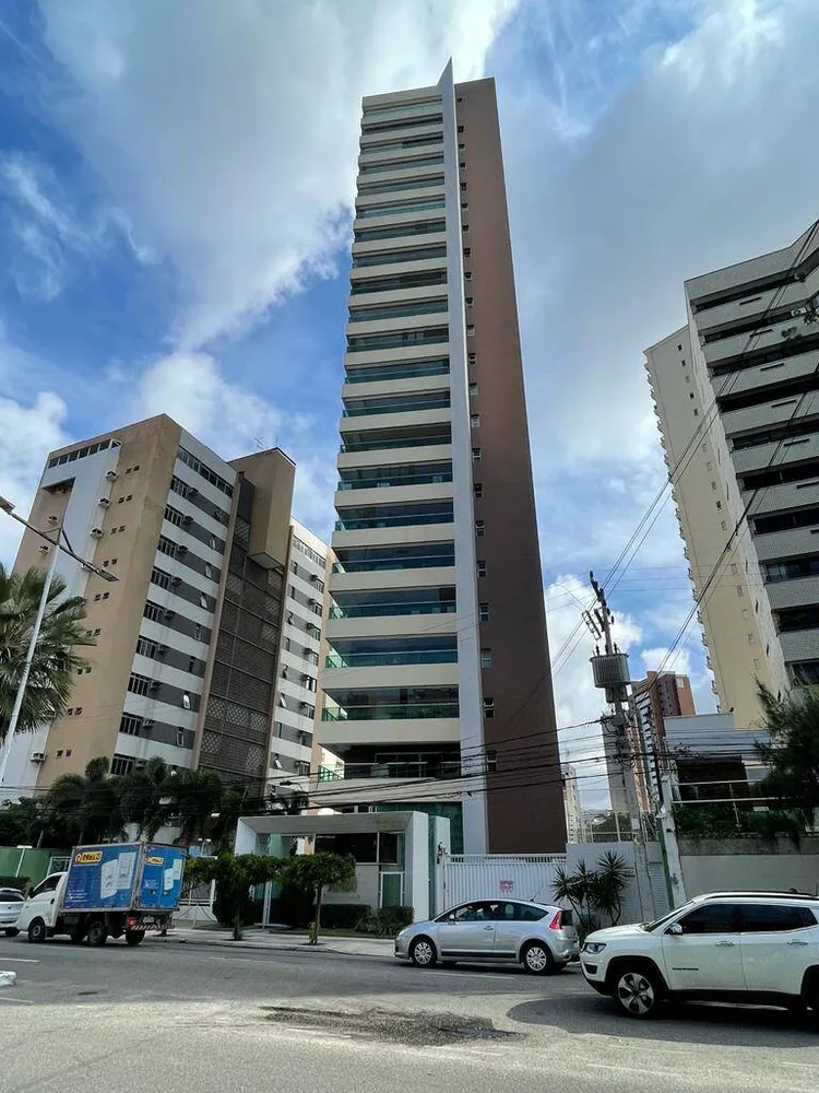 Apartamento, 4 quartos, 240 m² - Foto 2