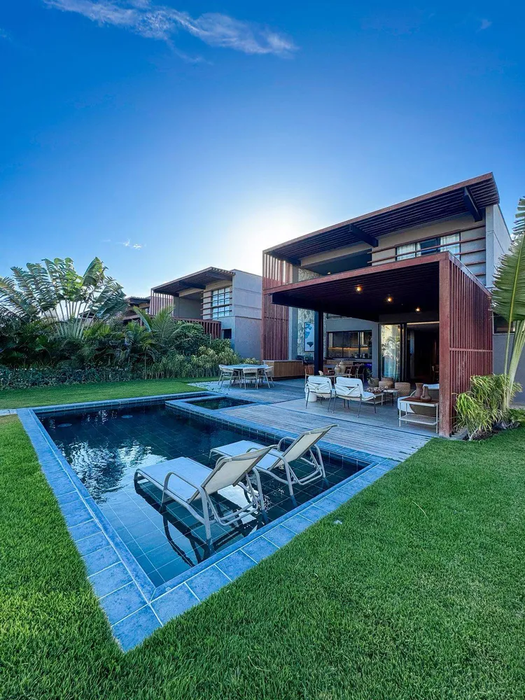 Casa, 5 quartos, 205 m² - Foto 1