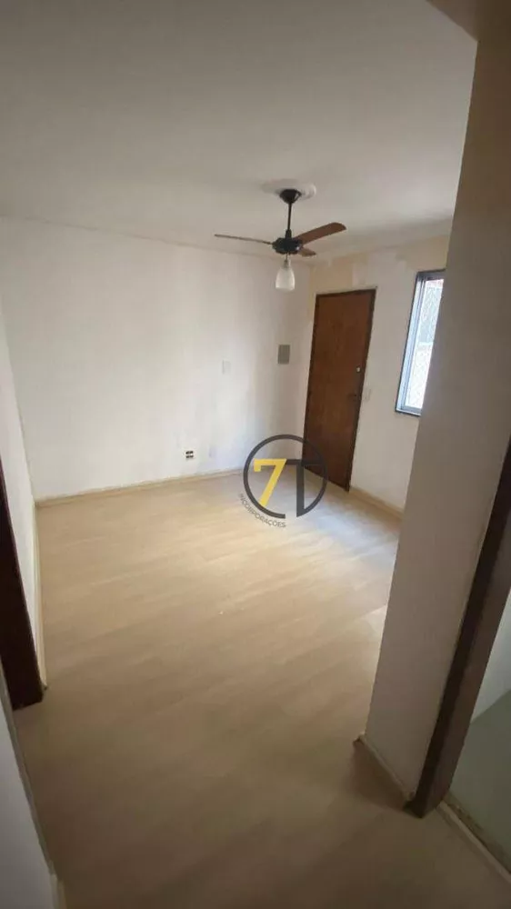 Apartamento à venda com 2 quartos, 50m² - Foto 3