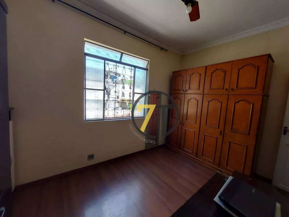 Casa à venda com 5 quartos, 100m² - Foto 14