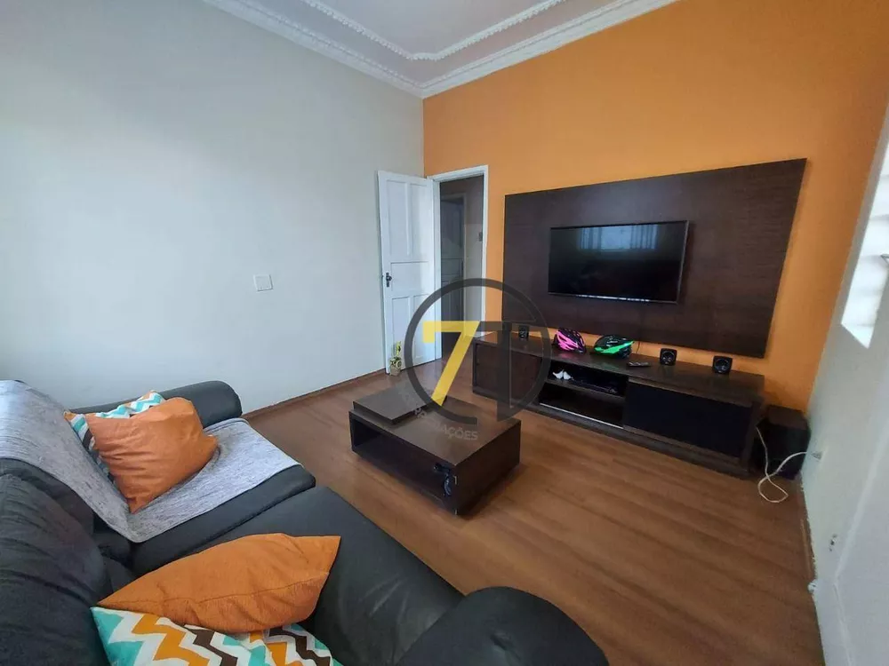 Casa à venda com 5 quartos, 100m² - Foto 11