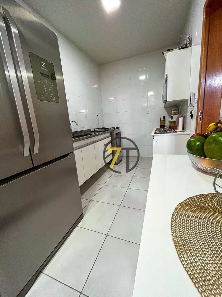 Apartamento à venda com 2 quartos, 72m² - Foto 8