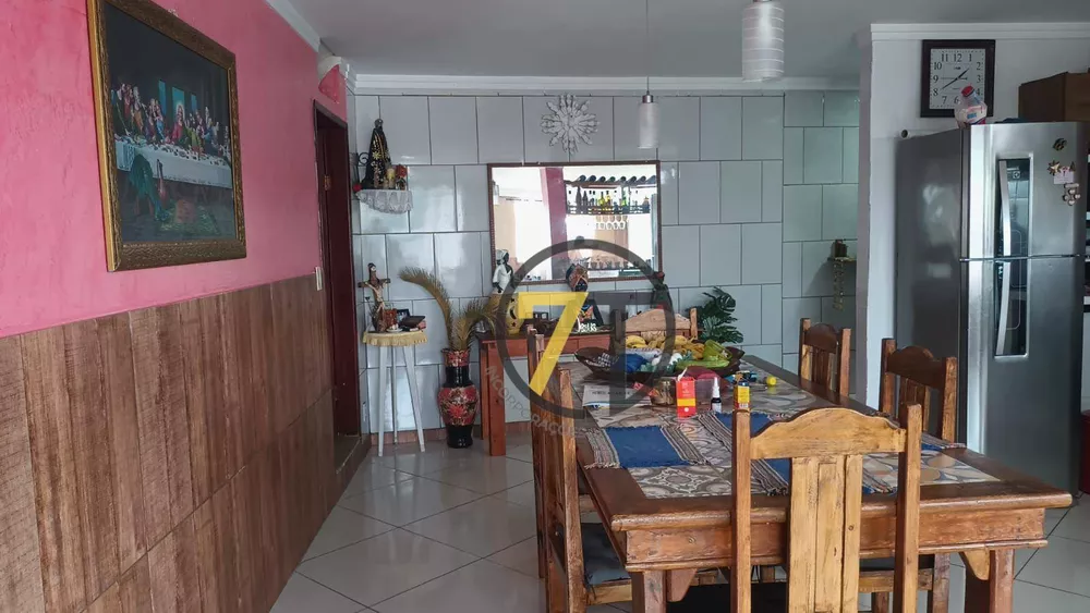 Casa à venda com 4 quartos, 200m² - Foto 19