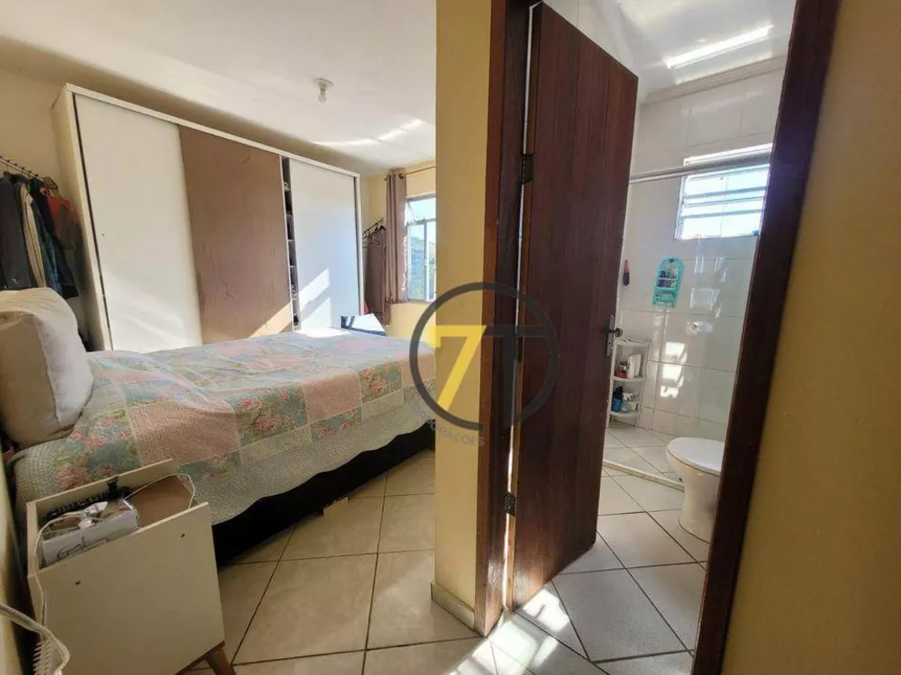 Casa à venda com 3 quartos, 150m² - Foto 3