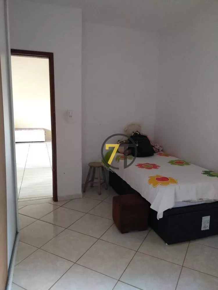 Casa à venda com 3 quartos, 150m² - Foto 8