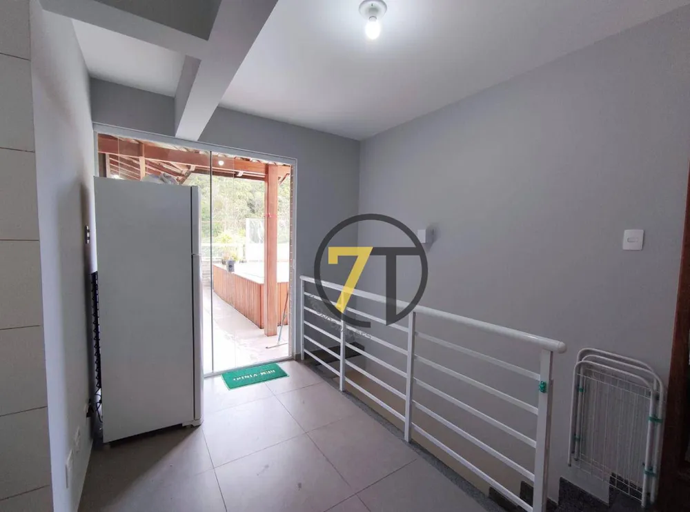 Cobertura, 3 quartos, 234 m² - Foto 2