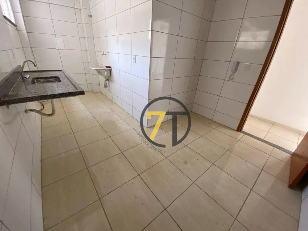 Cobertura à venda com 3 quartos, 200m² - Foto 5