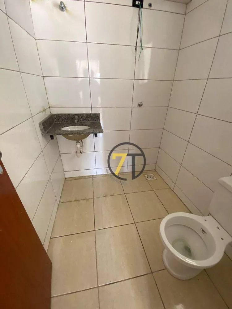 Cobertura à venda com 3 quartos, 200m² - Foto 13