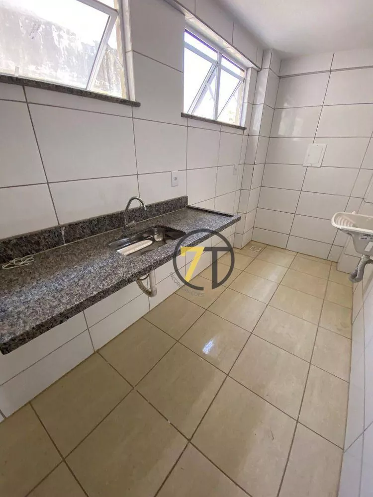 Cobertura à venda com 3 quartos, 200m² - Foto 6