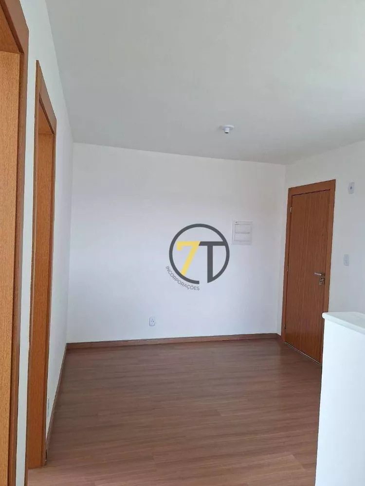 Apartamento para alugar com 2 quartos, 40m² - Foto 14