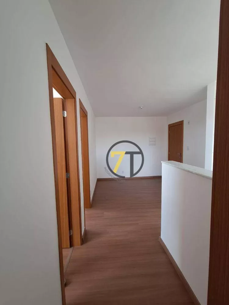 Apartamento para alugar com 2 quartos, 40m² - Foto 13