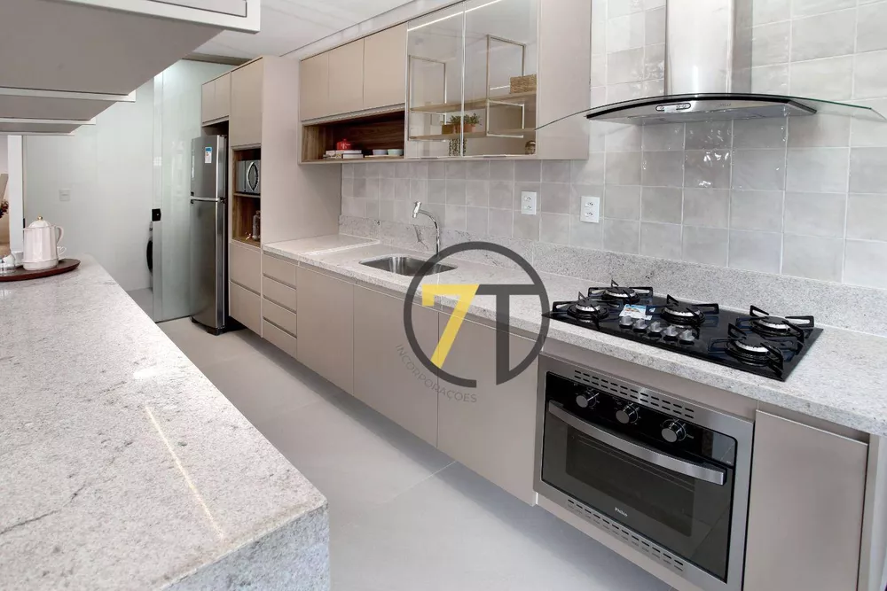 Apartamento à venda com 3 quartos, 117m² - Foto 11