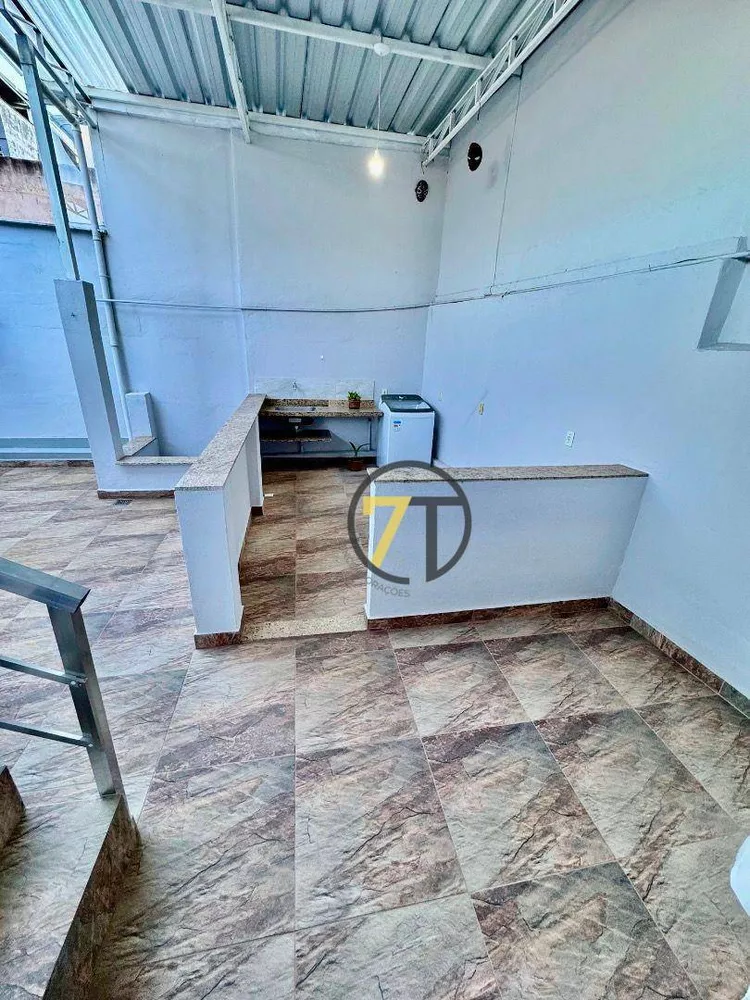 Casa, 4 quartos, 177 m² - Foto 1