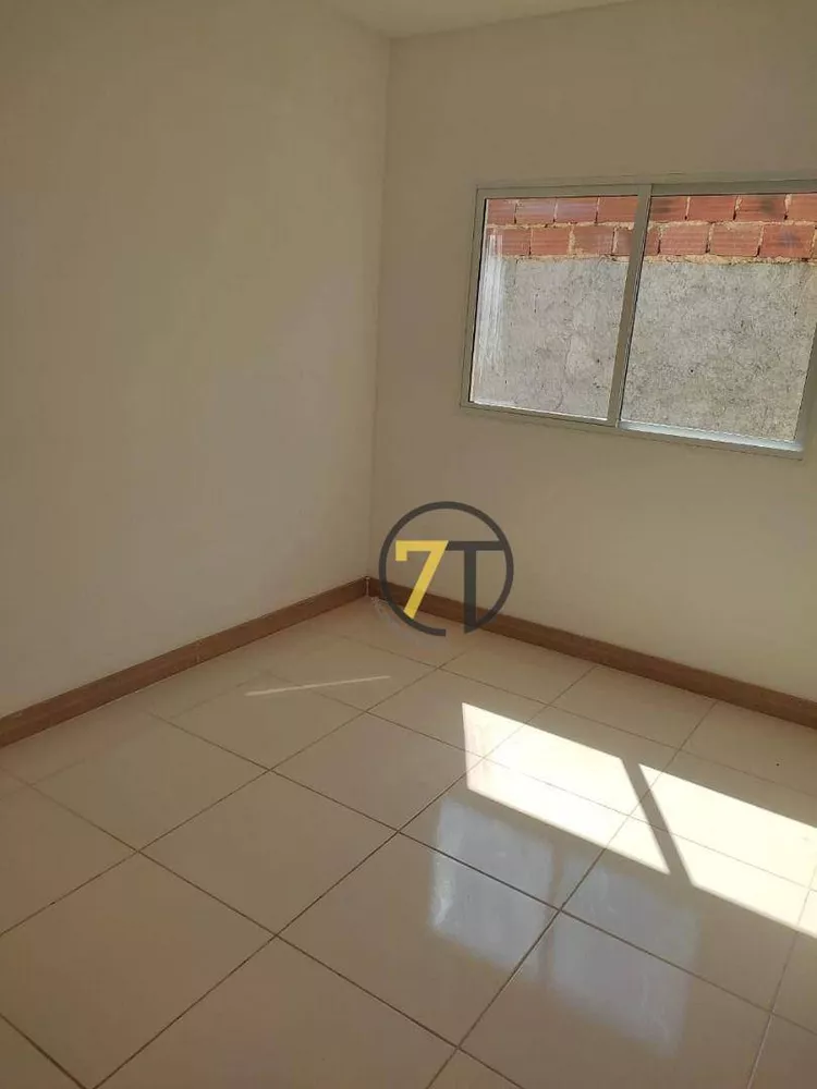 Casa de Condomínio à venda com 2 quartos, 60m² - Foto 4