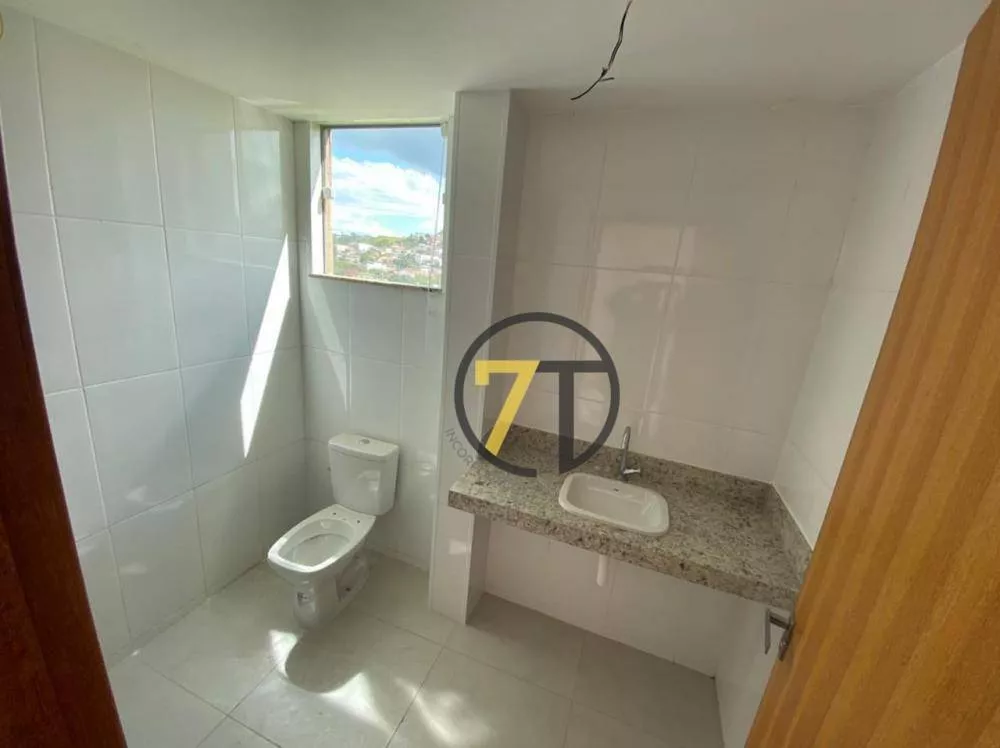 Cobertura à venda com 3 quartos, 200m² - Foto 13