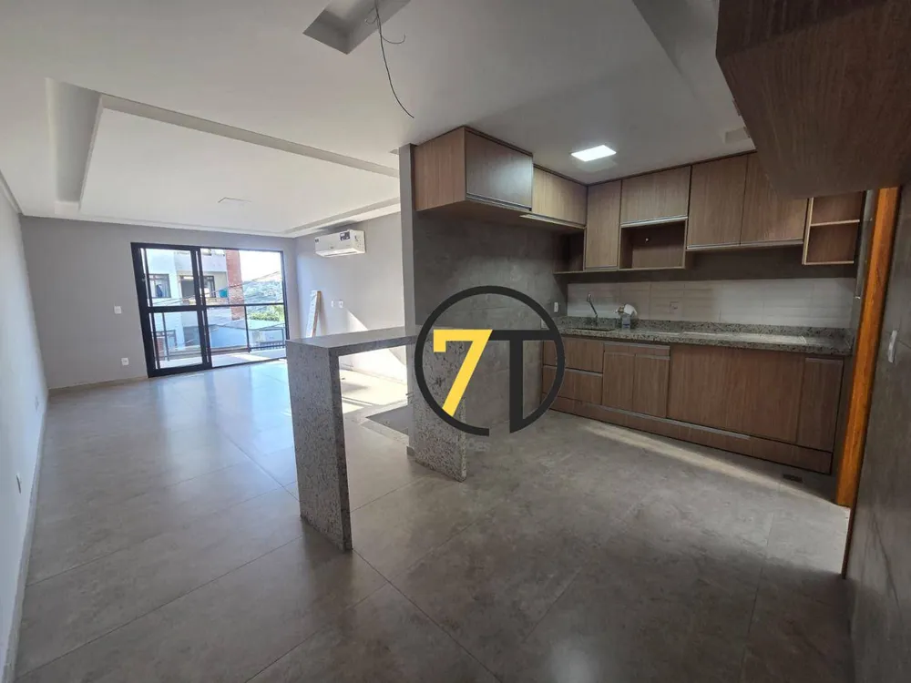 Casa, 3 quartos, 159 m² - Foto 1