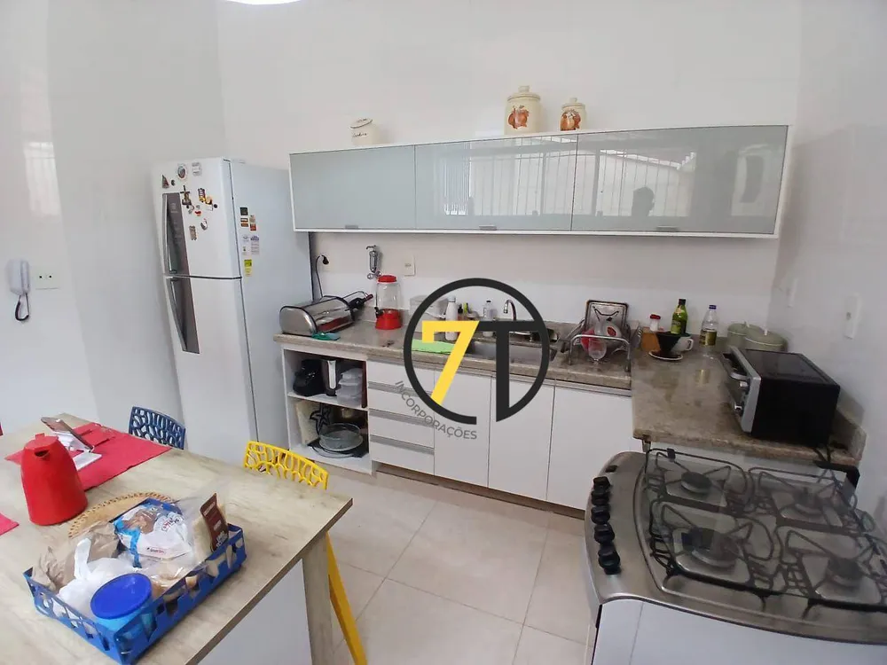 Casa, 4 quartos, 250 m² - Foto 9