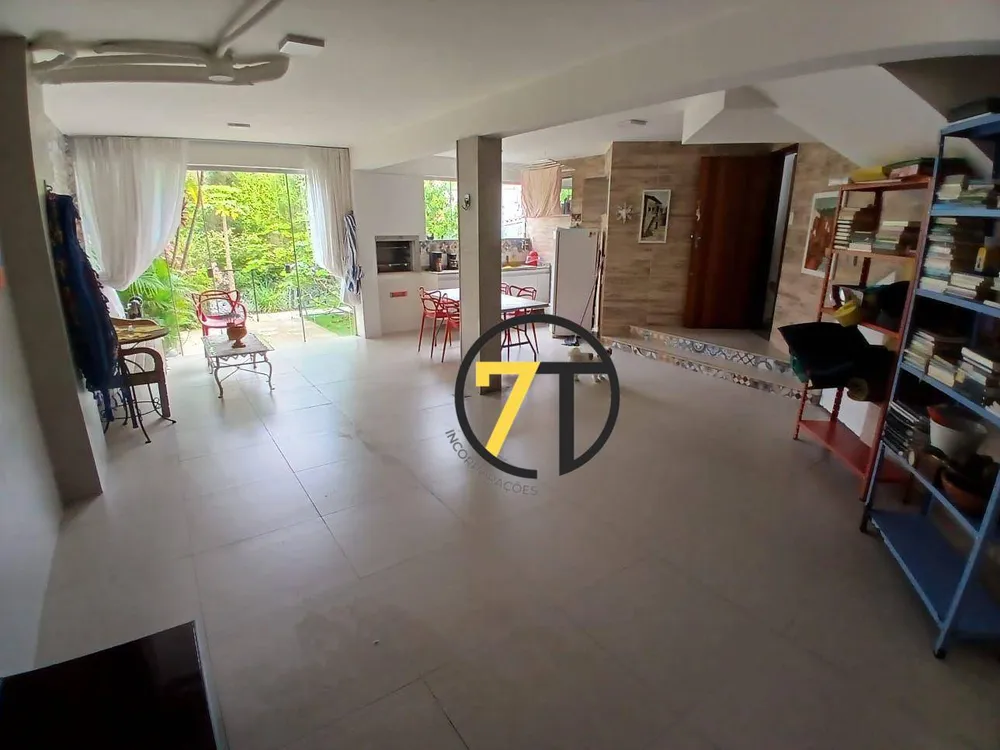 Casa, 4 quartos, 250 m² - Foto 12