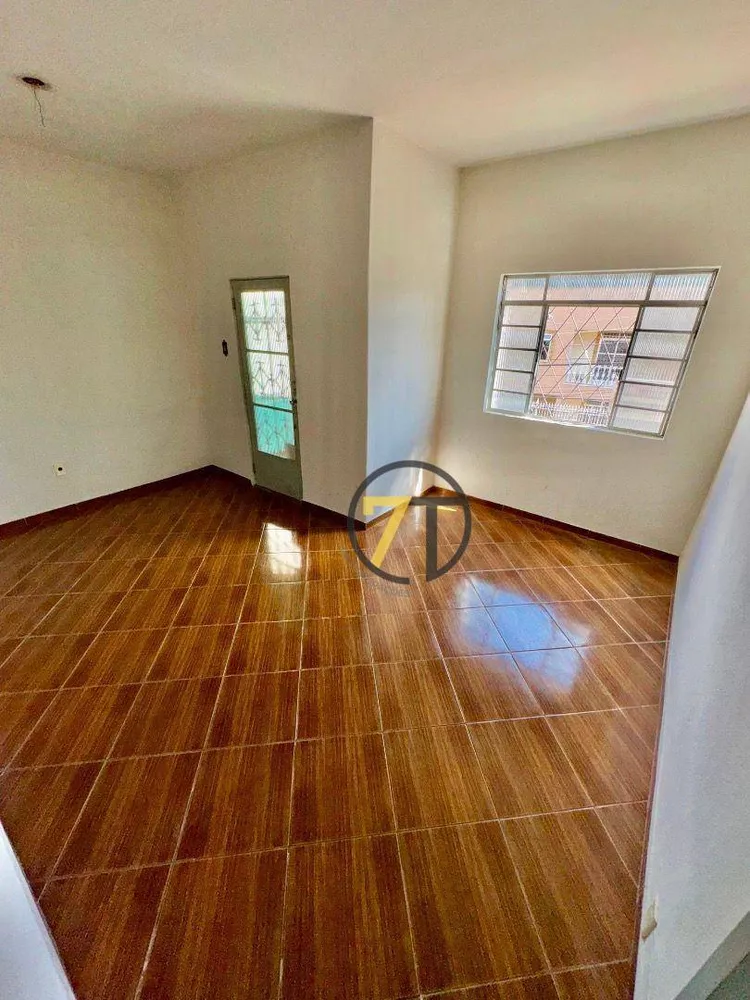 Casa, 4 quartos, 236 m² - Foto 4